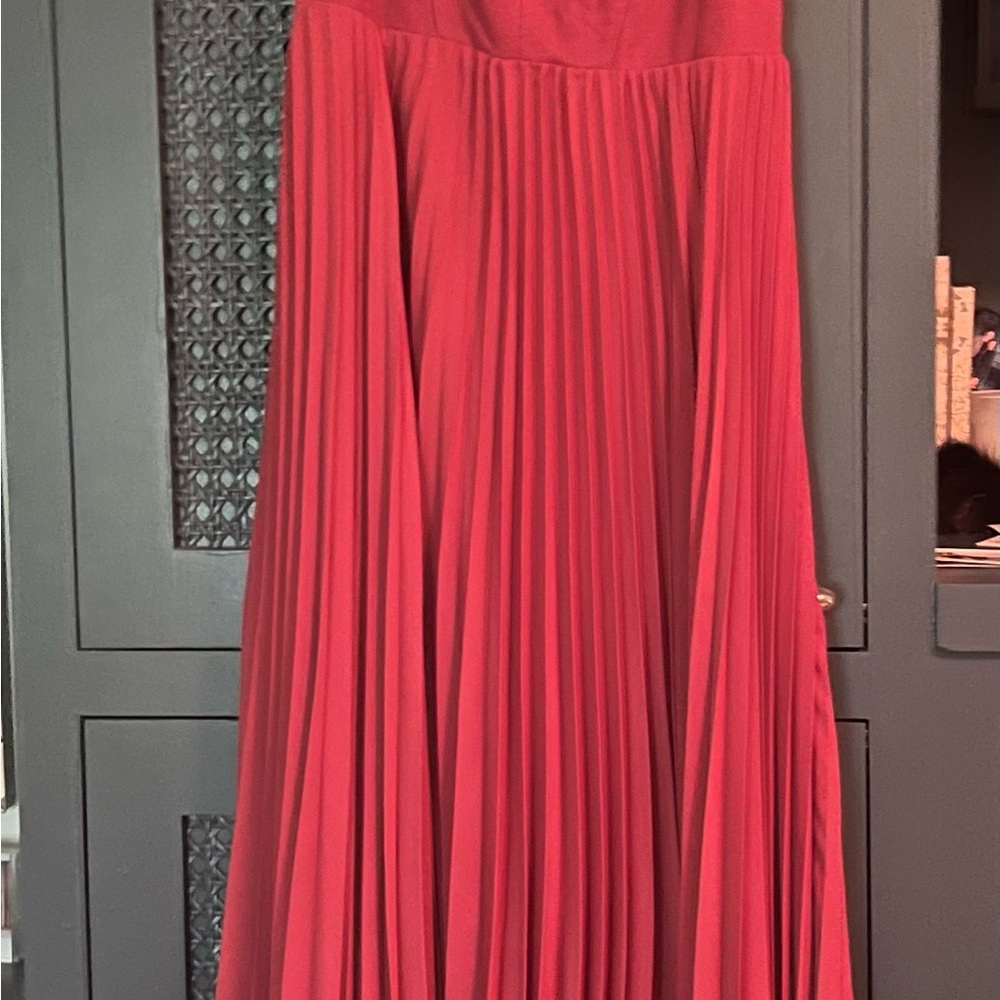 Elegant Red Pleated Dress NWT Small